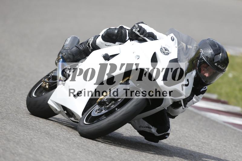 /10 20.04.2026  Pluess Moto Sport ADR/Freies Fahren/2